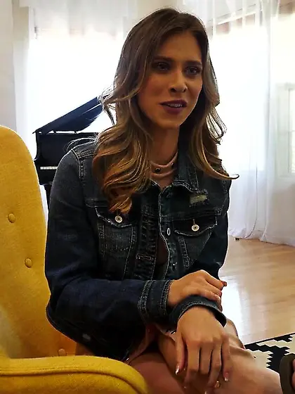 Petite blonde chick loves