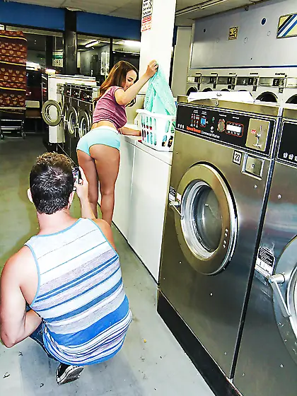 Guy takes pictures of girl's booty in laundry without knowing ho
