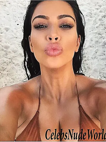 Kim Kardashian sexy pics
