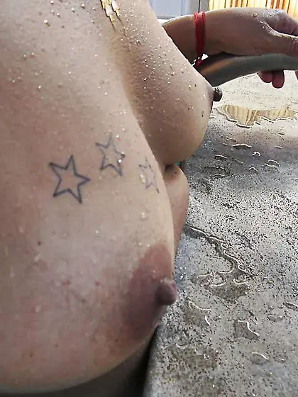 Minha Esposa e sua marquinha de fio dental