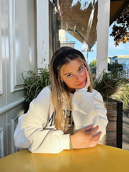 18yo fuckmeat Kylee - How would you ruin this brat