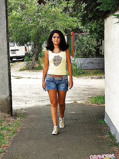 Teen hungarian shorts