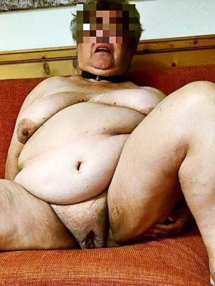 Reife,  dicke,  devote Oma-Hure