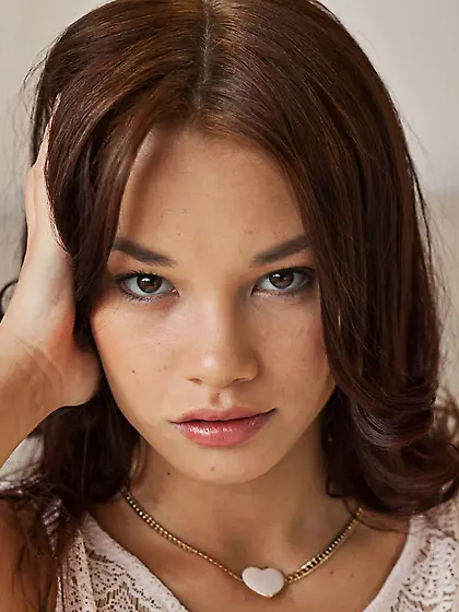 Hot brunette Nici Dee has god like body with big tits and a shav