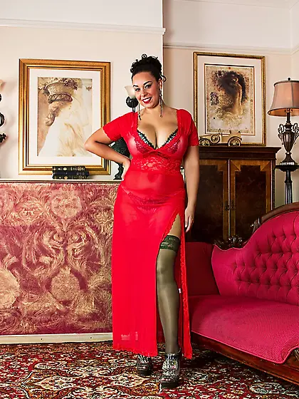 British euro sexy brunette housewife