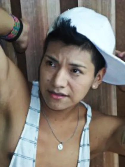 21 yo brunette Sexyboy19Cm.