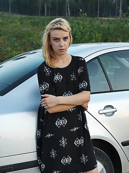 Naked small titted doll Amy Shangela is spreading on the car boo