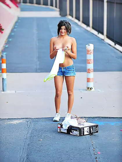 Slender brunette babe bellybutton