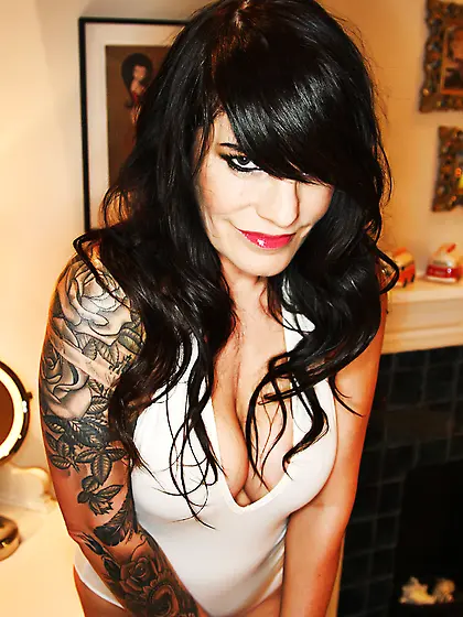 Hot slutty kitty deeply