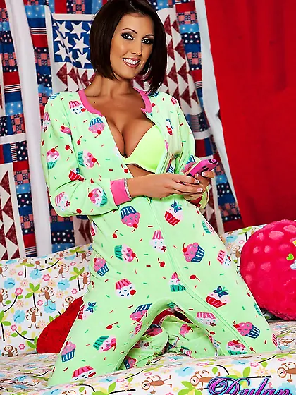 Dylan Ryder gets off solo