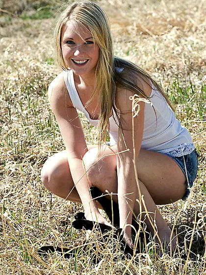 Seductive teen gal Private Jewel strips her mini skirt outdoors