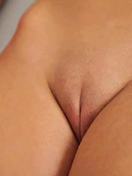 19 yo Vanessa Cage