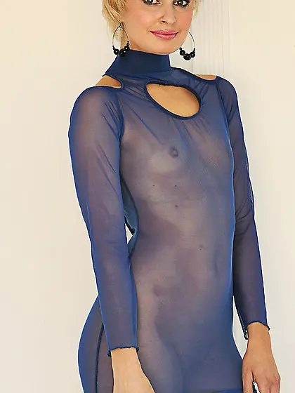 Red nailed blonde seethrough