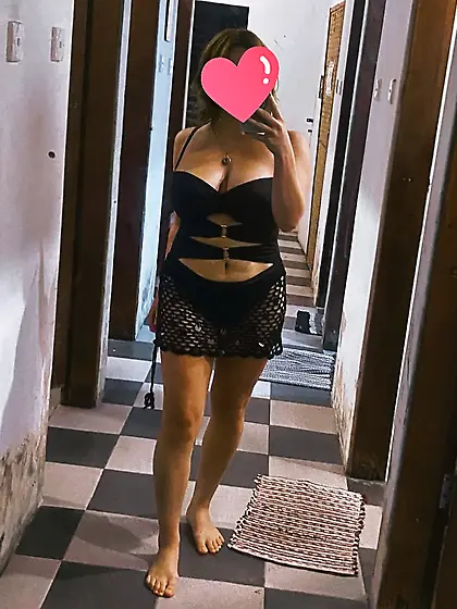 Somebody asked to see my feet