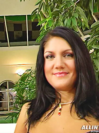 Exotic black-haired babe pussy