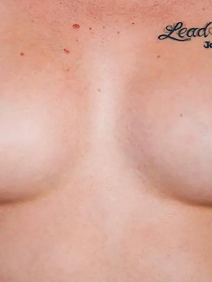 Tracey Sweet is a sweet teen blodne babe with big nice boobs cup