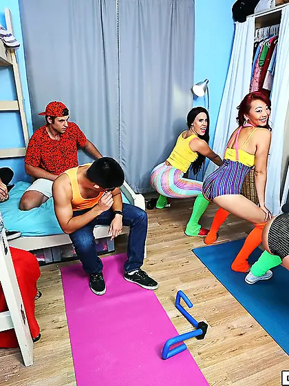 80-s dressed party girls