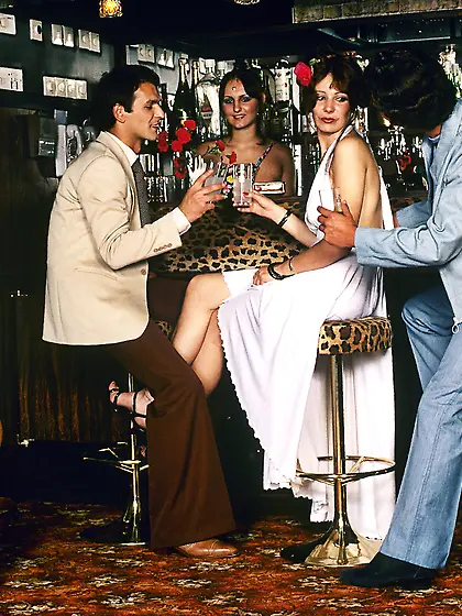 Seventies girl free cocktail