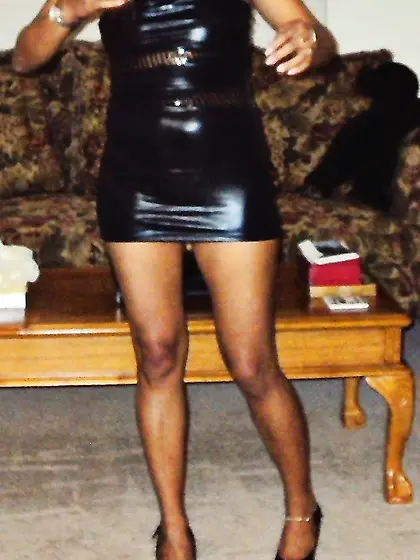 Baby Gal,  Fred + Acquaintance taking images on Fri Night!