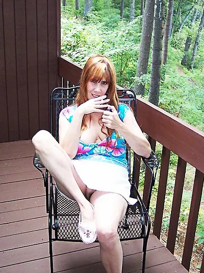 Exhibitionist Moon Aynjl from United States