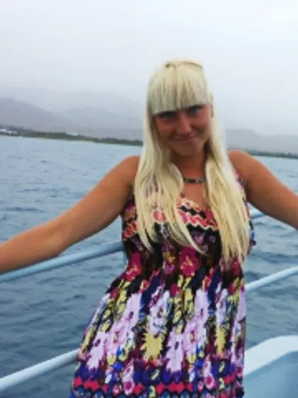 22 yo blonde Butterflybb.