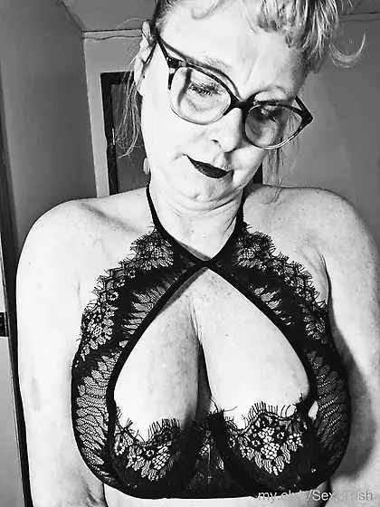 Trish Damaris Free Photos