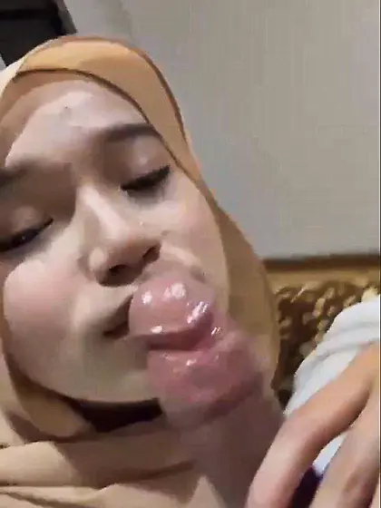 More Hot Muslim Girls