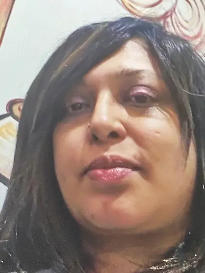 British Wife in Desi Dresses