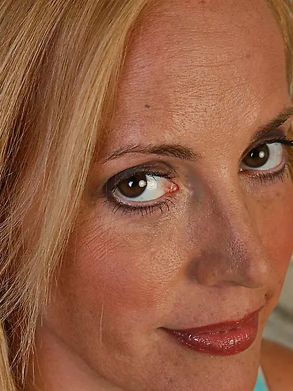 Big tits beautiful solo