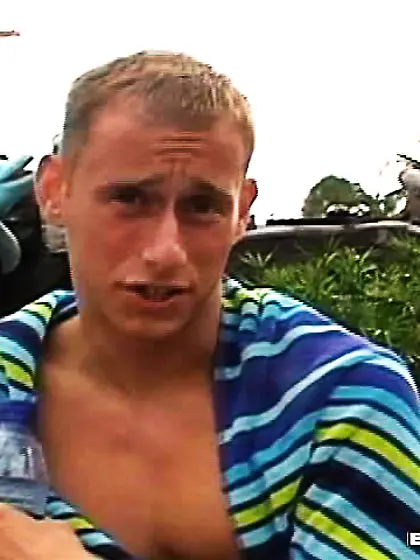 Horny guy offloads bucket