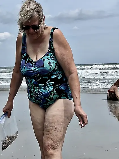 MILFs, GILFs, and Cougars