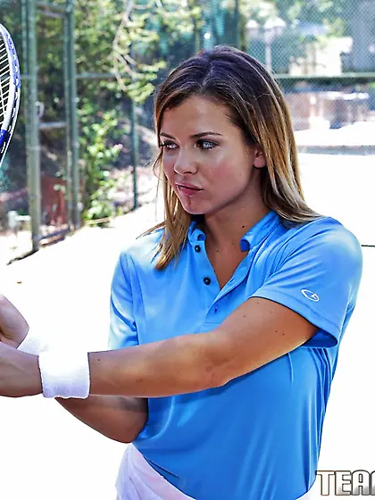 Keisha Grey gets her big ass fucked at the local tennis court
