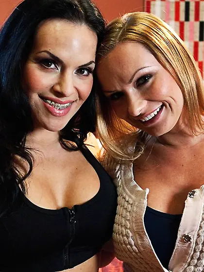 Anal fucking fierce trannys