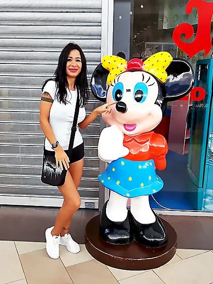 Mature dark eyes girl