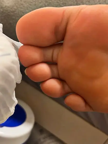 Some girl friend's foot（full photos is friend on