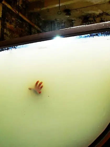 Slender darling kinky action