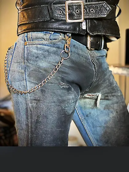 dirty, bulge, urinal, toilet, toilets, stinking, smelly,