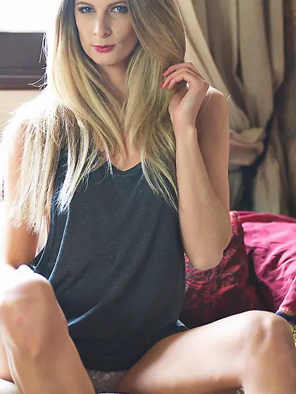 British seductive solo