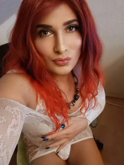 Sexy tranny redhead mature princess