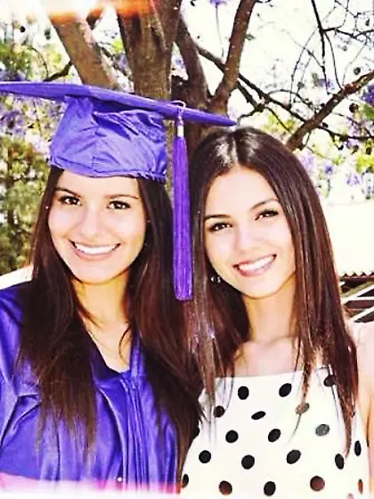 Madison Reed & Victoria Justice - world's hotte