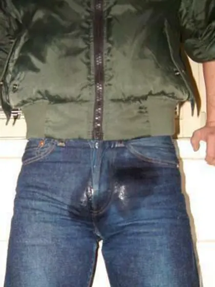 dirty, bulge, urinal, toilet, toilets, stinking, smelly,