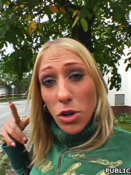 Hot blonde girl mind