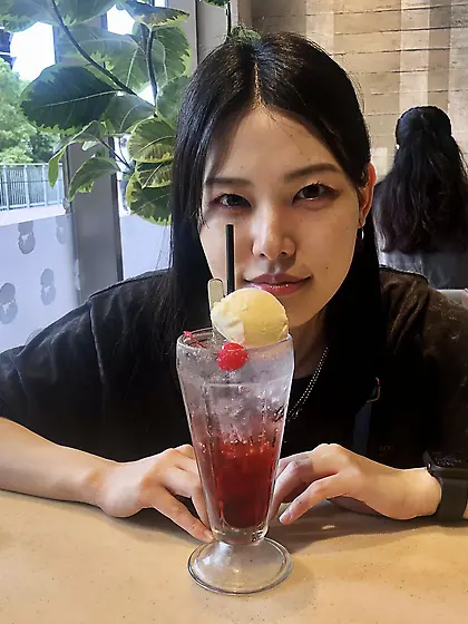 Some girl friend's foot（full photos is friend on