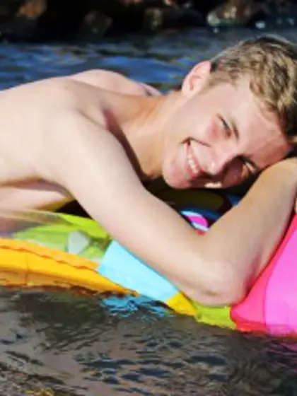 Brunette Young Man Gabrielcute Zoom.