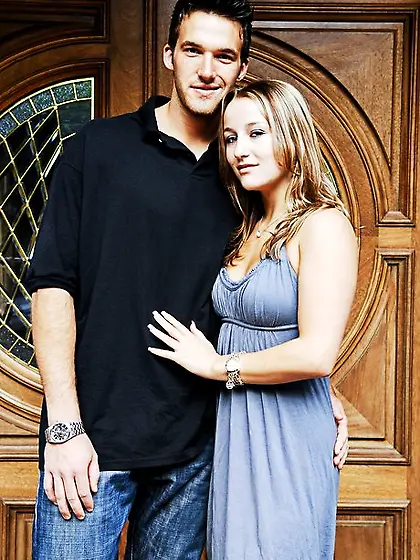 Gorgeous blonde and her handsome man get naked and have sex in t