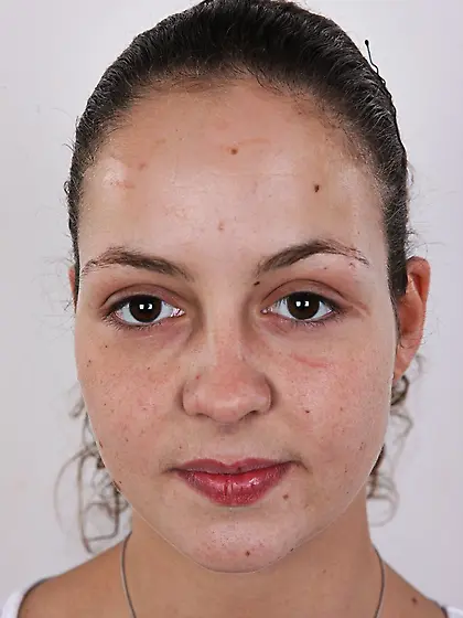 Extra sweet chick displays