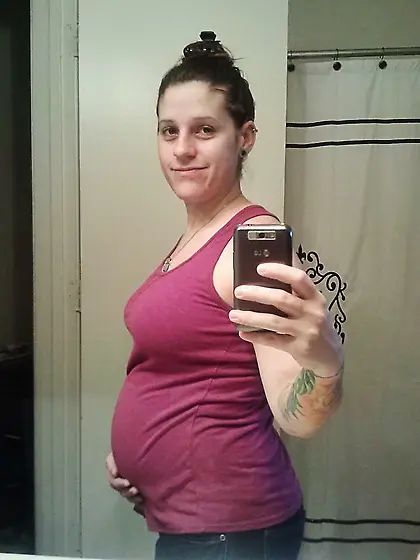 Beautiful Nerdy Casey sextape/pics/feet