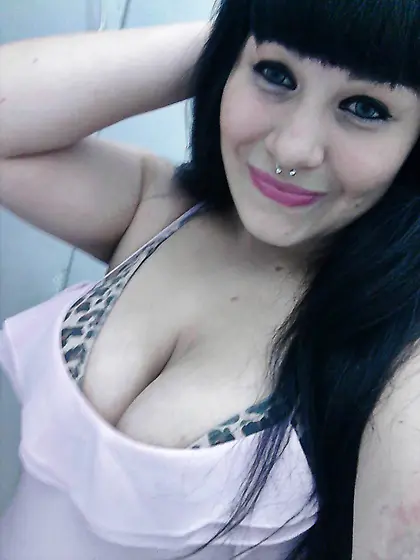 Sim,  essa sou eu. -.