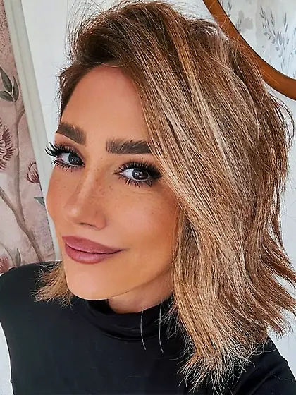 Chrissy shows off tits and pussy on spring break