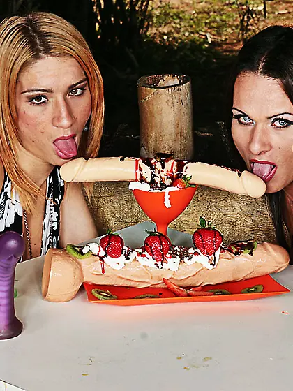 Trannies With Big Tits Sharing Dildo